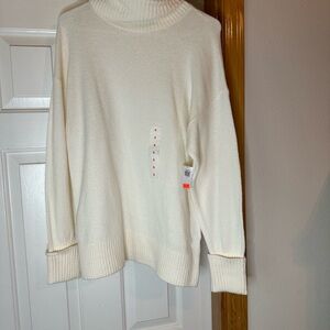 Old Navy Cream Turtleneck Sweater